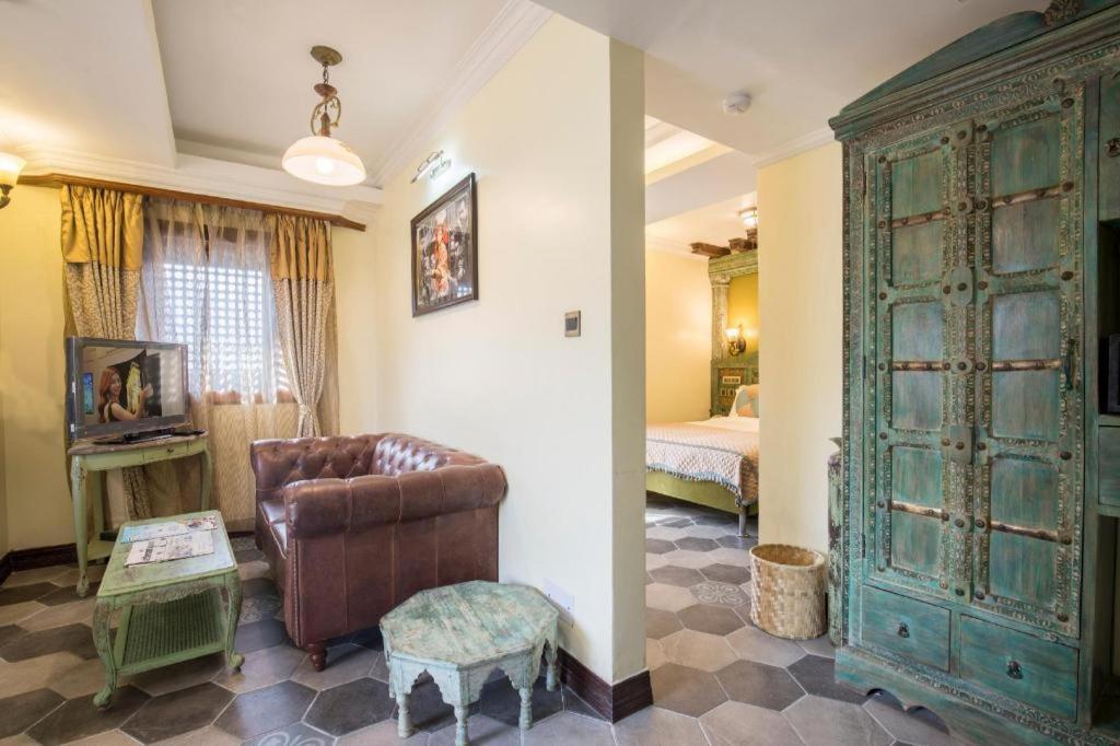 Heritage Hotel Suites And Spa Pokhara Exterior foto